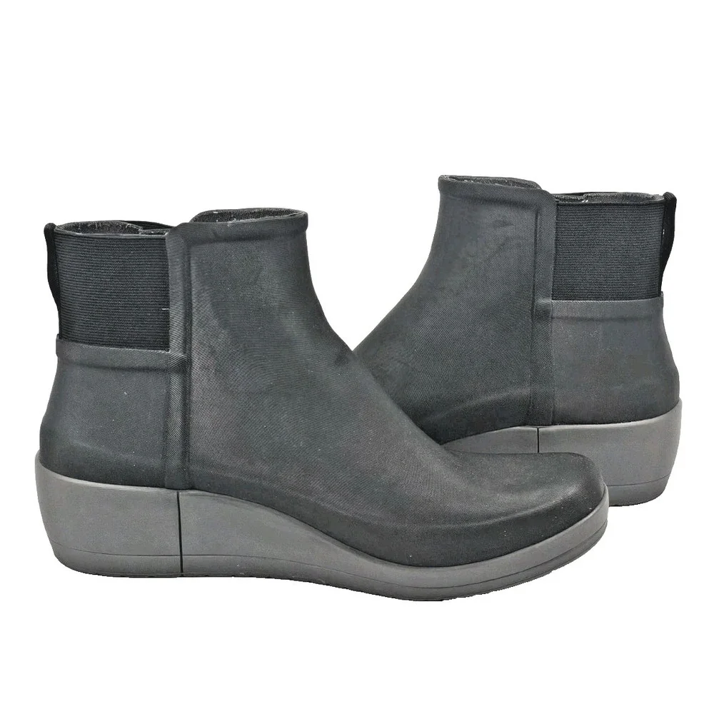 BOGS Bloom Women's Vista Wedge Waterproof Ankle Rain Boots Size 11 Black